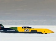 JCB Hydromax Bertenaga 1.600 dk, Pecahkan Rekor Kecepatan di Bonneville