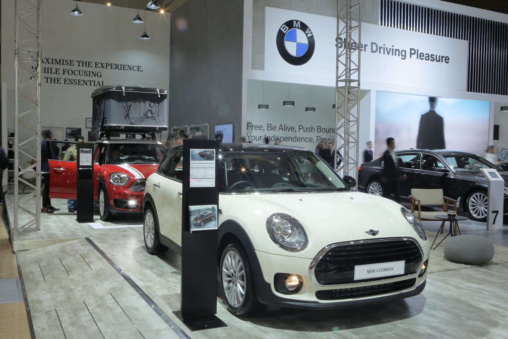 Lariss... Penjualan BMW dan MINI Moncer di IIMS 2018