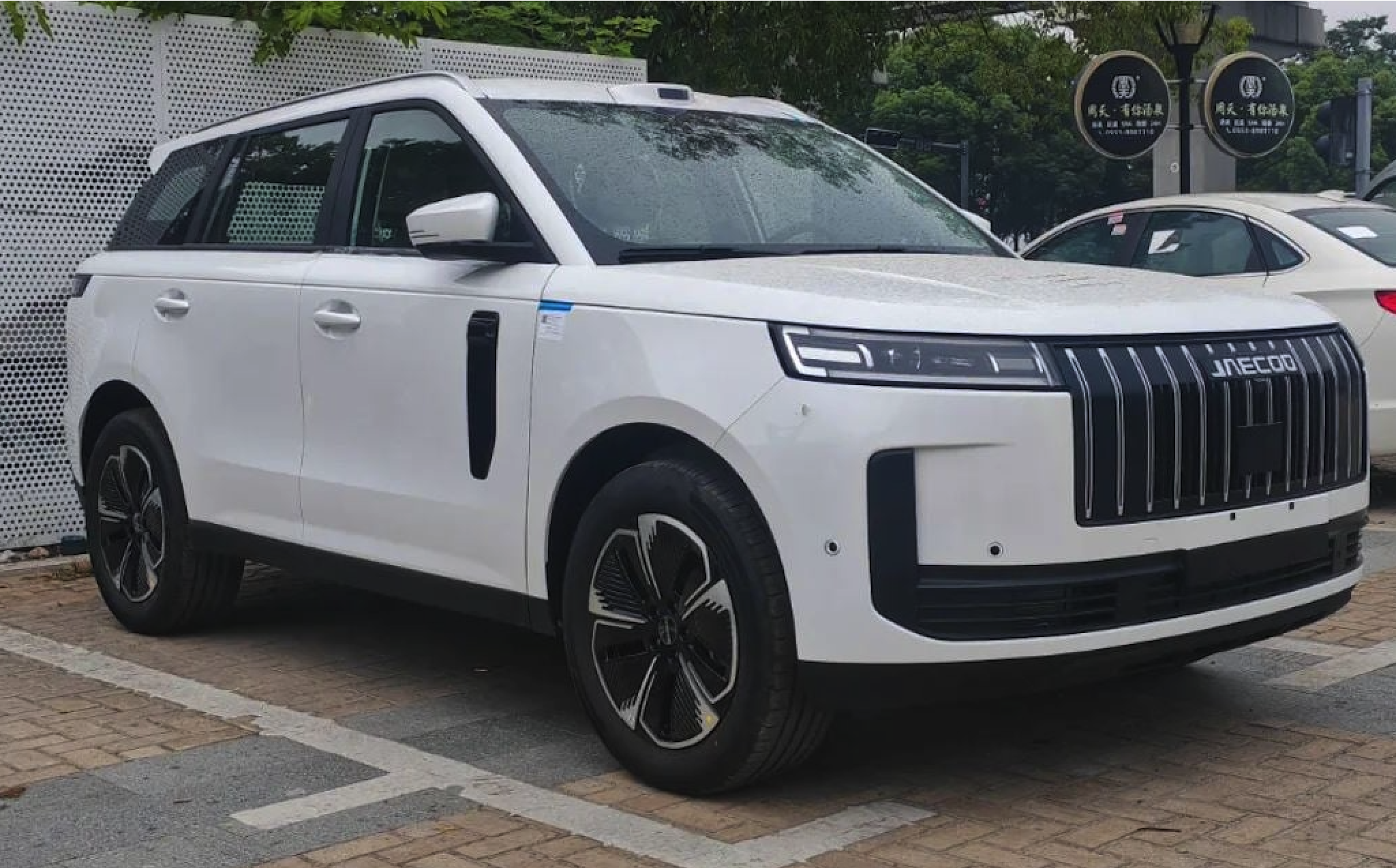 Jaecoo J5 Hybrid Kepergok Muncul di Jalanan, Kode Keras Nih!