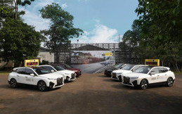 BMW Serahkan Puluhan Kendaraan untuk Maybank Marathon 2023