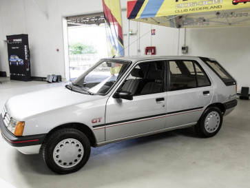 Peugeot 205 Ternyata Pernah ada Tawaran Station Wagon