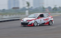 Cetak Hat-Trick Juara Nasional Pakai Yaris, Ini Komentar Pembalap Toyota Team Indonesia