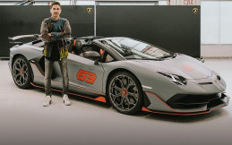 Jorge Lorenzo Girang Punya Lamborghini SVJ 63 Roadster