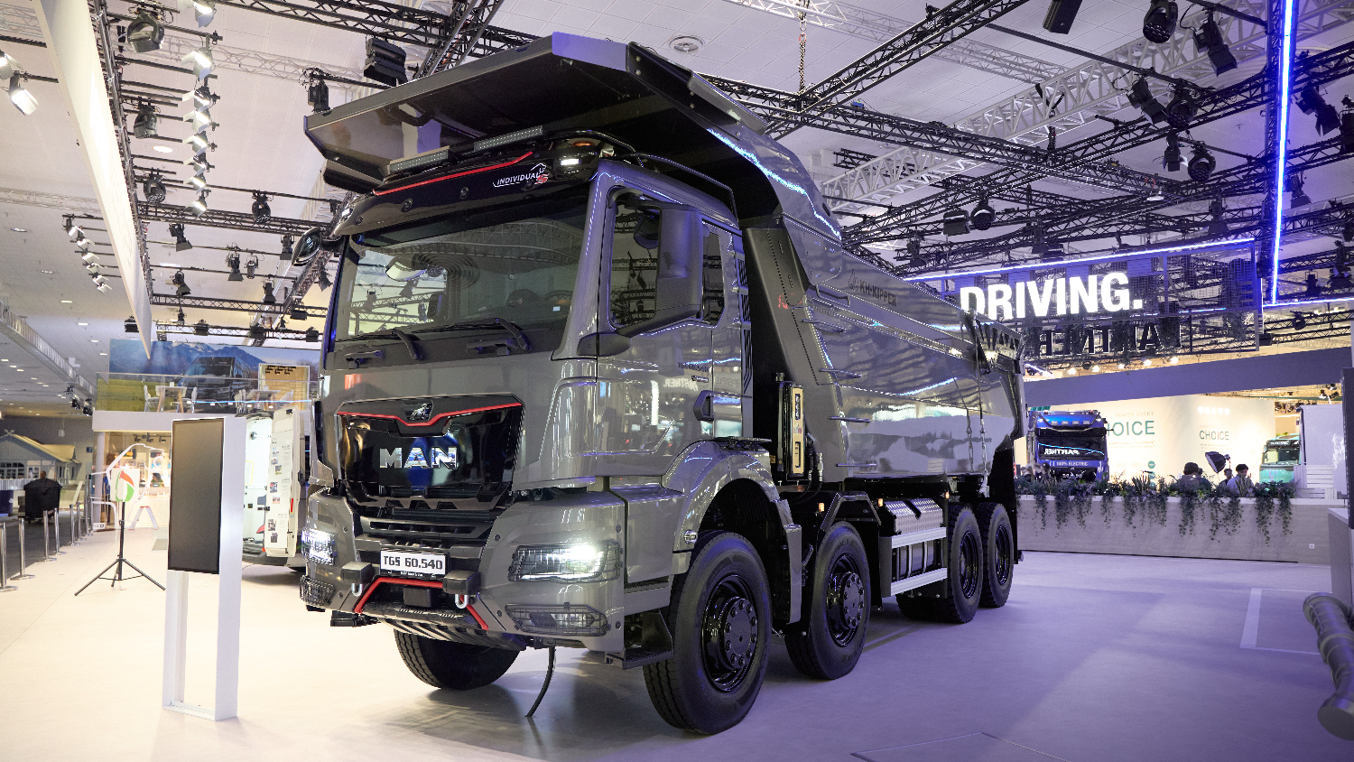Resmi Meluncur, Ini Spesifikasi MAN TGS 60.540 8x4, Truk Tambang Berdaya Angkut 60 Ton