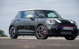 MINI JCW Edisi Spesial Hanya 740 Unit