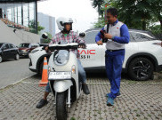 Ini Postur Berkendara Sepeda Motor yang Benar, Tingkatkan Kontrol dan Keselamatan