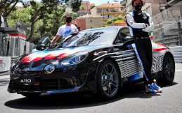 Alpine A110 dan Karya Felipe Pantone, Pamer di F1 Monako 2021