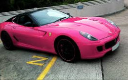 Ferrari Haramkan Warna Merah Muda