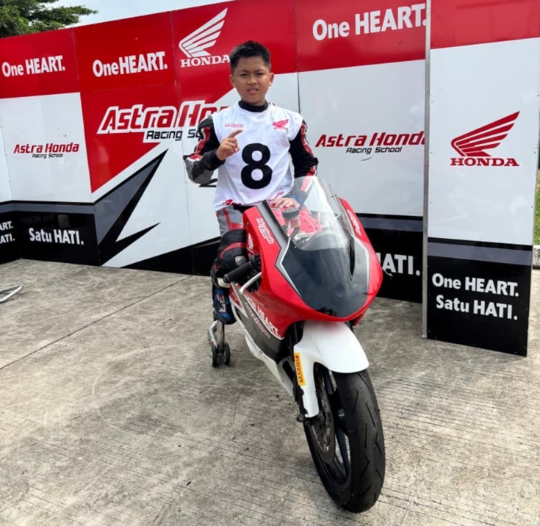 Pembalap Muda Jayadi Racing Team Debut Mandalika Racing Series