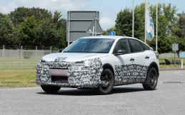 Melihat Sejenak Model Terbaru Citroen C4, Mobil SUV Bergaya Hatchback