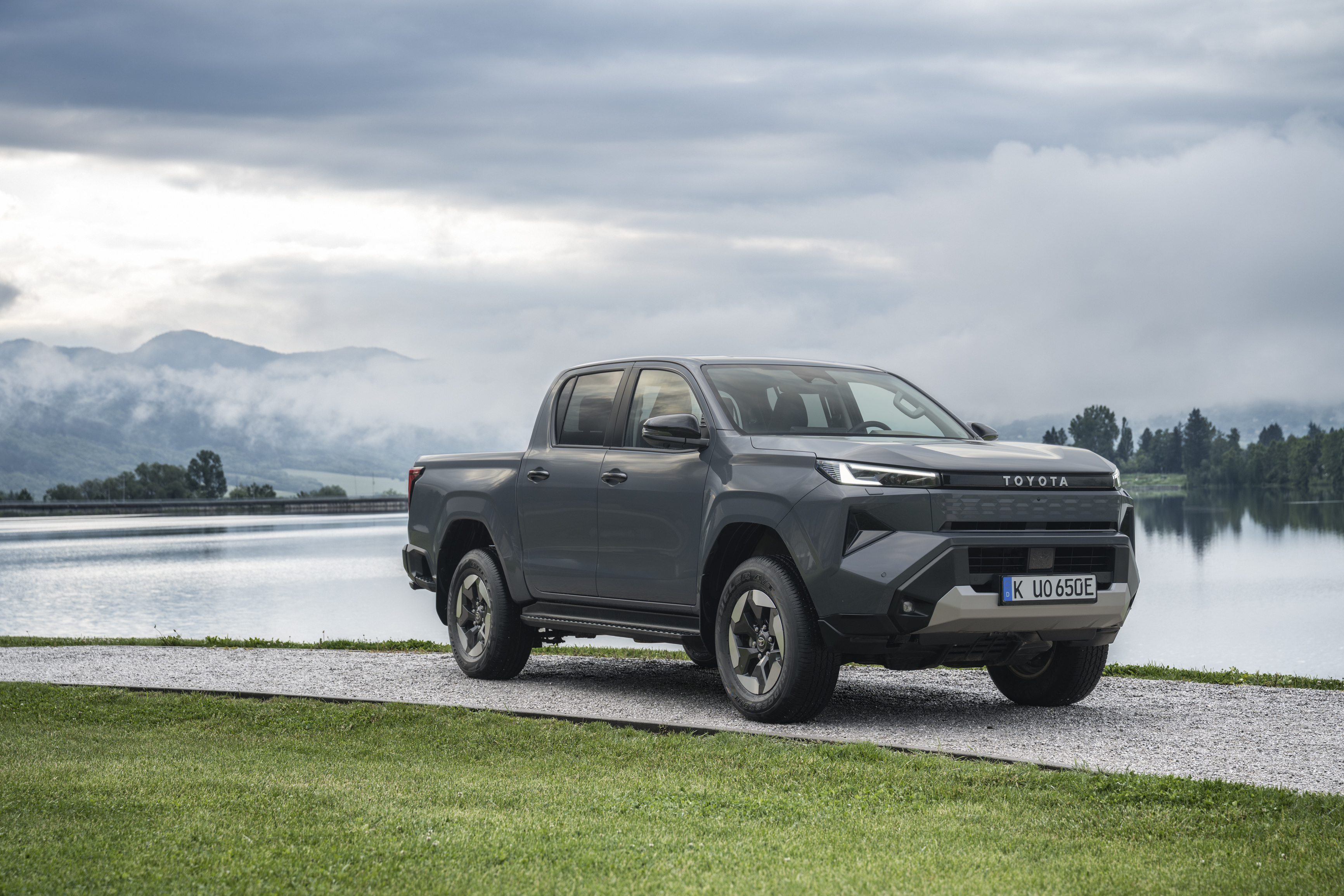 Toyota Hilux BEV