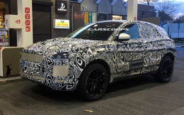 Jaguar E-Pace Terbaru Terpergok Tengah Diuji Jalan