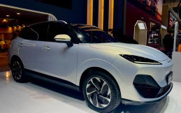 Lepas E4 EV Dibanderol Rp339 Juta, Jarak Tempuh Diklaim Tembus 600 Km