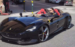 Cetak Gol ke-501, Zlatan Ibrahimovic Pamer Ferrari Monza SP2