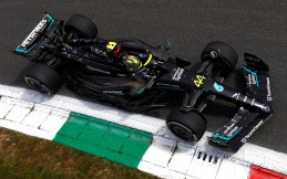 Lewis Hamilton Bantah Didekati Red Bull Racing