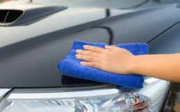 Ini Alasan Harus Gunakan Lap Microfiber untuk Bersihkan Bodi Mobil