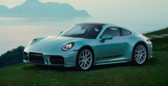 Edisi Tunggal Porsche 911 Carrera T Formosa Tampil Mewah dengan Cat Ipanema Blue Metallic