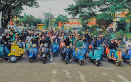 Sambut Lebaran, Bikers Klasik Akhiri Ramadan dengan Donasi