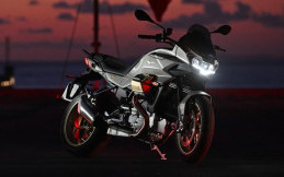 Moto Guzzi V100 Mandello Dihadirkan dalam Versi Angkatan Udara Italia