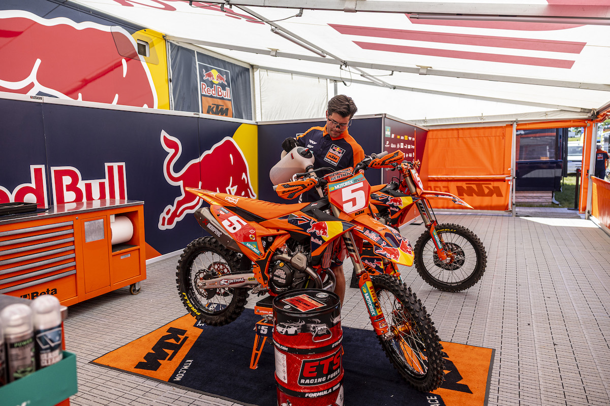 Lebih dari 1 Dekade, Red Bull KTM dan ETS Racing Fuels Lanjutkan Dominasi di MXGP 2026