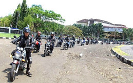 Meski Motor Sudah Disuntik Mati, Komunitas HMPC Tetap Adakan Touring