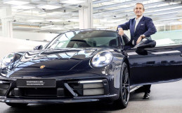 Mobil Porsche Langka untuk Mengenang Legenda F1