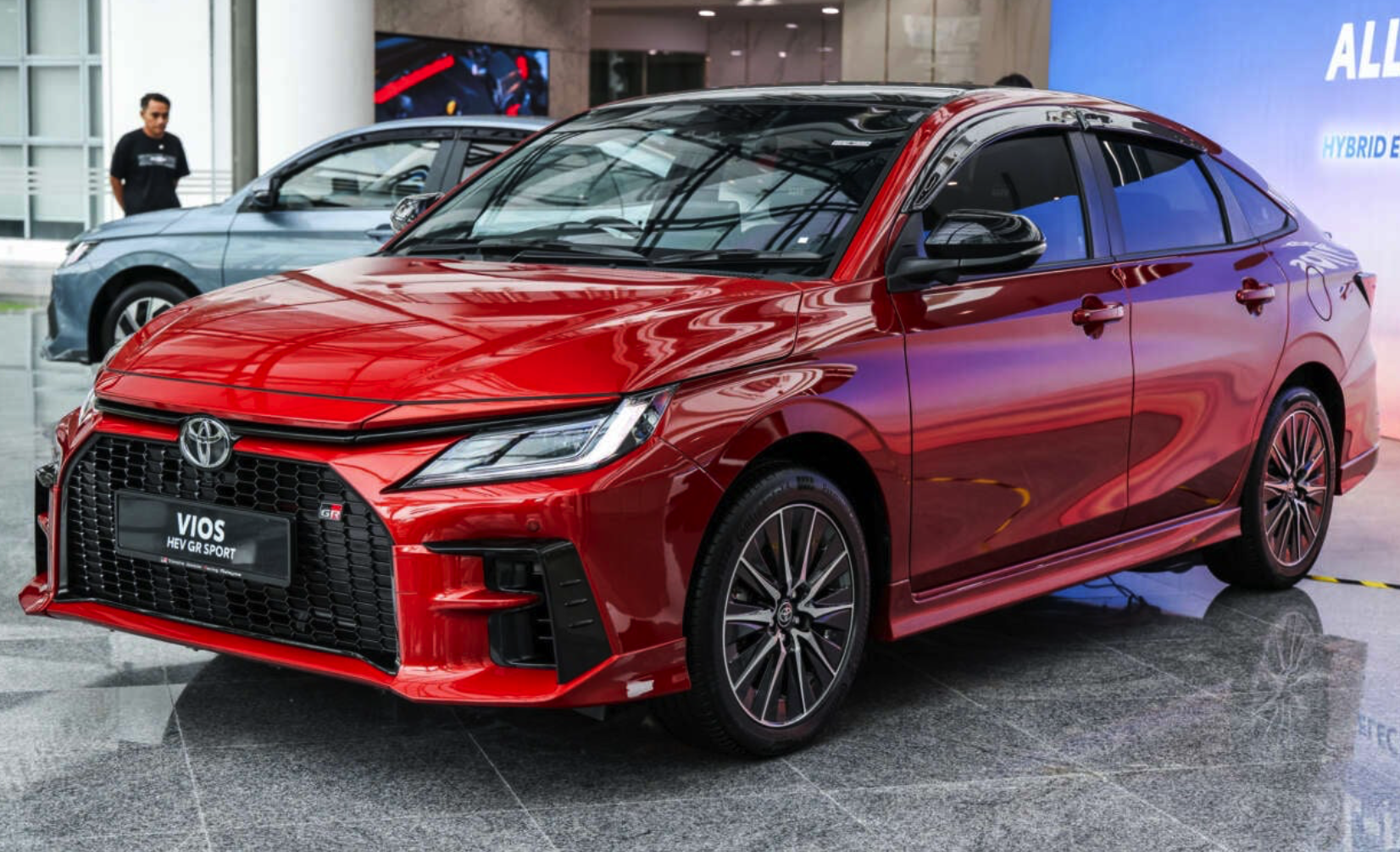 Toyota Vios Hybrid Resmi Dijual, Konsumsi BBM Irit Hampir 30 Kpl, Segini Harganya