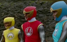 Motor Koleksi Pua Magasiva atau Dikenal Sebagai Red Wind Ranger Ninja Storm