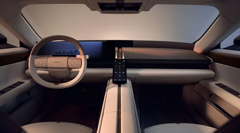 Bocor, Interior Hiper-Minimalis Jaguar Type 01 EV Bebas Tombol dan Kaca Belakang