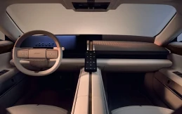 Bocor, Interior Hiper-Minimalis Jaguar Type 01 EV Bebas Tombol dan Kaca Belakang