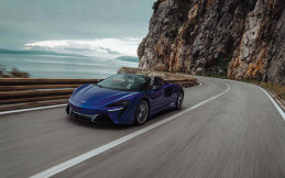McLaren Meluncurkan Artura Spider, Konvertibel Pertama dengan Tenaga Hybrid