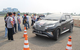 Daihatsu Edukasi Teknik Pengereman Non ABS ke Komunitas