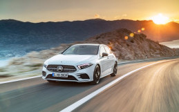 Mercedes Siapkan Dua Model A-Class Hybrid Terbaru