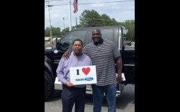 Shaquille O'Neal Boyong Truk Ford F-650 Extreme