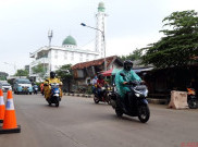 PSBB Jakarta Kembali Diperpanjang, Tapi Mobil Bisa Isi Penuh