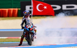 Toprak Razgatlioglu Bakal Pindah dari World Superbike ke MotoGP Tahun Depan