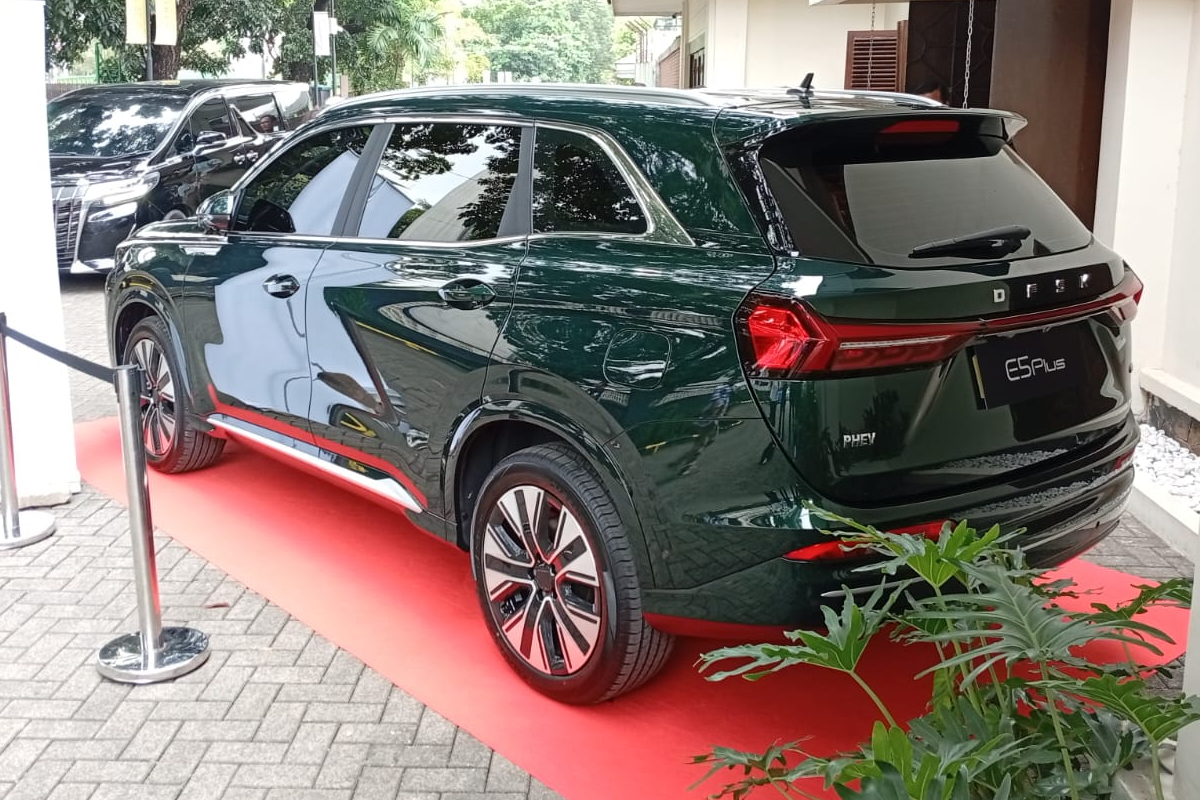 DFSK E5 PHEV
