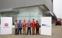 UD Trucks Ajak 60 Konsumen di Kota Palembang Menjajal Quester