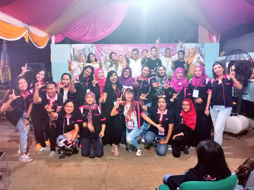 Ladies Car Community Adakan Bukber dan Santunan