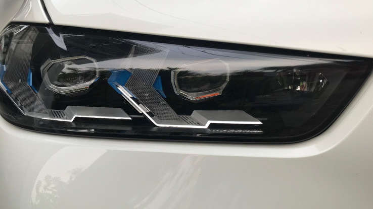 Mengenal Teknologi Headlamp yang Mumpuni Bantu Visibilitas Pengemudi