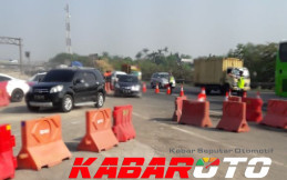 Urai Kepadatan, Jasa Marga Mulai Berlakukan Contraflow di Km 39 Tol Cikampek