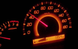 4 Tips Ampuh Menghitung Konsumsi Bahan Bakar Mobil Kesayangan Anda