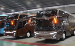 Bus Baru PO Muji Jaya Racikan Karoseri Adiputro Gunakan Bodi Jetbus MHD
