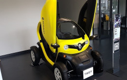 Renault Twizy dan BMW i3 Bakal jadi Kendaraan Operasional Garuda Indonesia di Terminal 3
