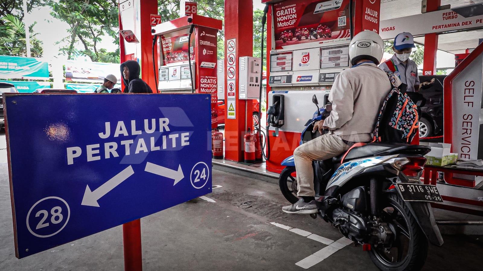 Berlaku Mulai Hari Ini, Simak Aturan Pembatasan Pembelian Pertalite dan Solar di SPBU Pertamina