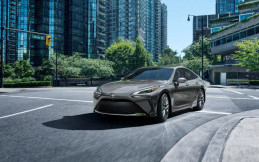 Toyota Mirai Varian Tertinggi Dibanderol Rp857 Jutaan, Apa Saja yang Baru?