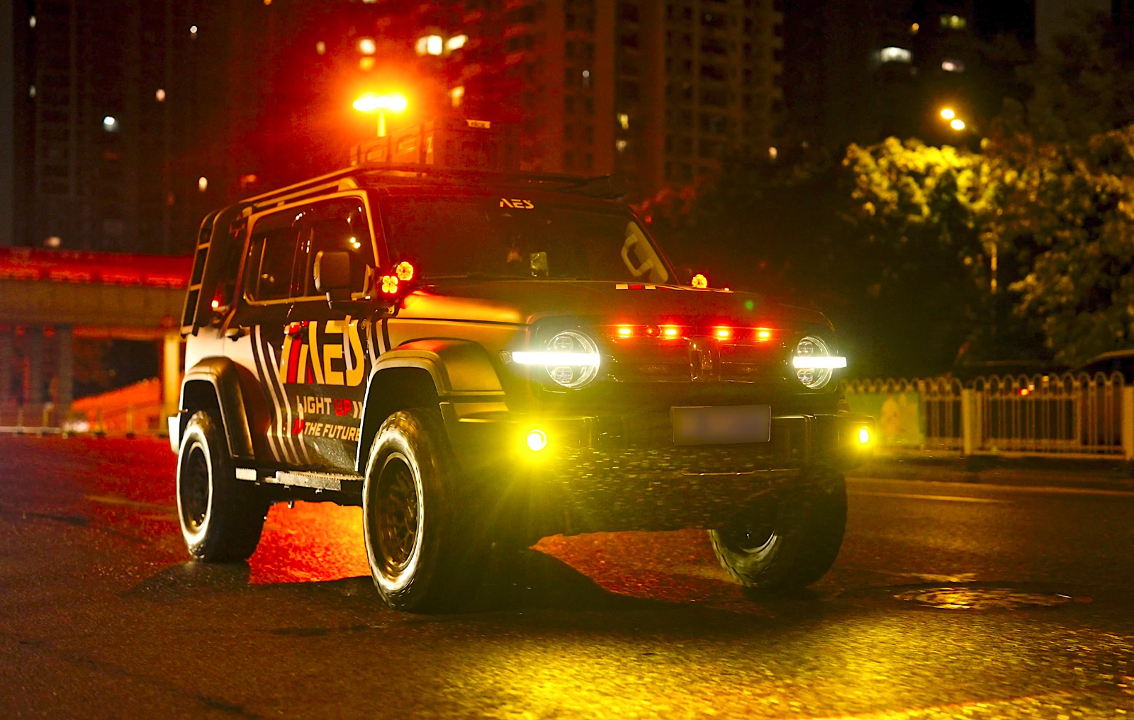 Bullaes Uji Coba Lampu Mobil di Kondisi Ekstrem Hingga Off-road