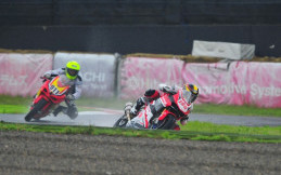 Sempat Terjatuh, Andi Gilang Berhasil Masuk 5 Besar Ajang AARC 2019 Kelas Supersports 600