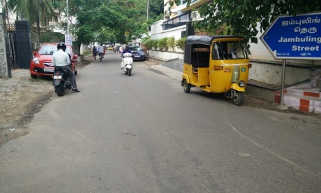 India Punya Jalan dari Sampah Plastik