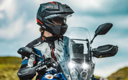 Schuberth E2, Helm Modular Khusus Para Pencinta Adventure dan Touring